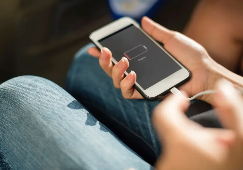 Jak wybrać ładowarkę do iPhone?
