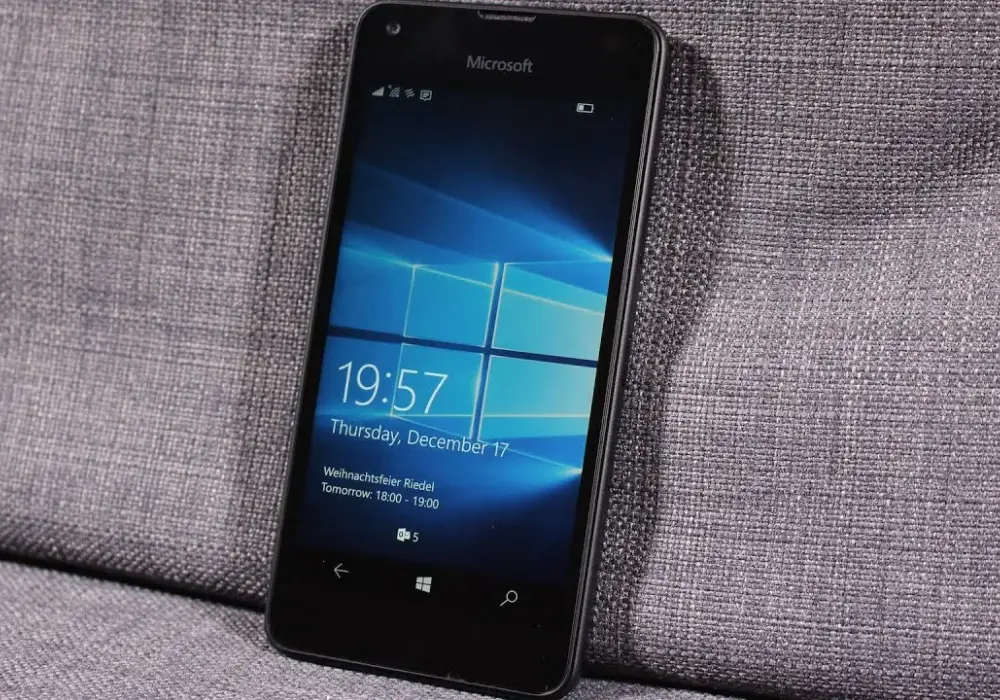 Microsoft Lumia 550 - poznaj pełną specyfikację tego smartfona