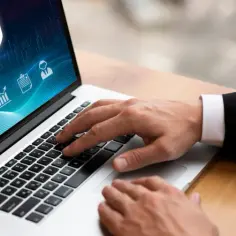 Aplikacje VPN: Bezpieczne surfowanie w sieci i ochrona prywatności