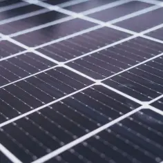 Stacja solarna: Jak działa i jakie daje korzyści? Poznaj fakty